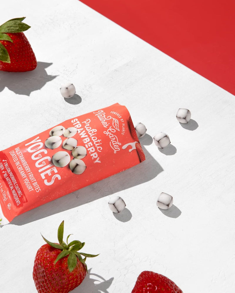 Nature's Garden Probiotic Strawberry Yoggies, 21oz (30 x 0.7oz), Yoggie Bites Strawberry Strawberry Yogurt Covered Snack Pack